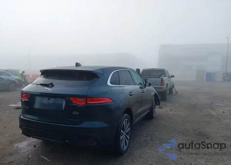 2018 Jaguar F-Pace 25T Prestige из США, поврежденный, VIN SADCK2FX9JA258699